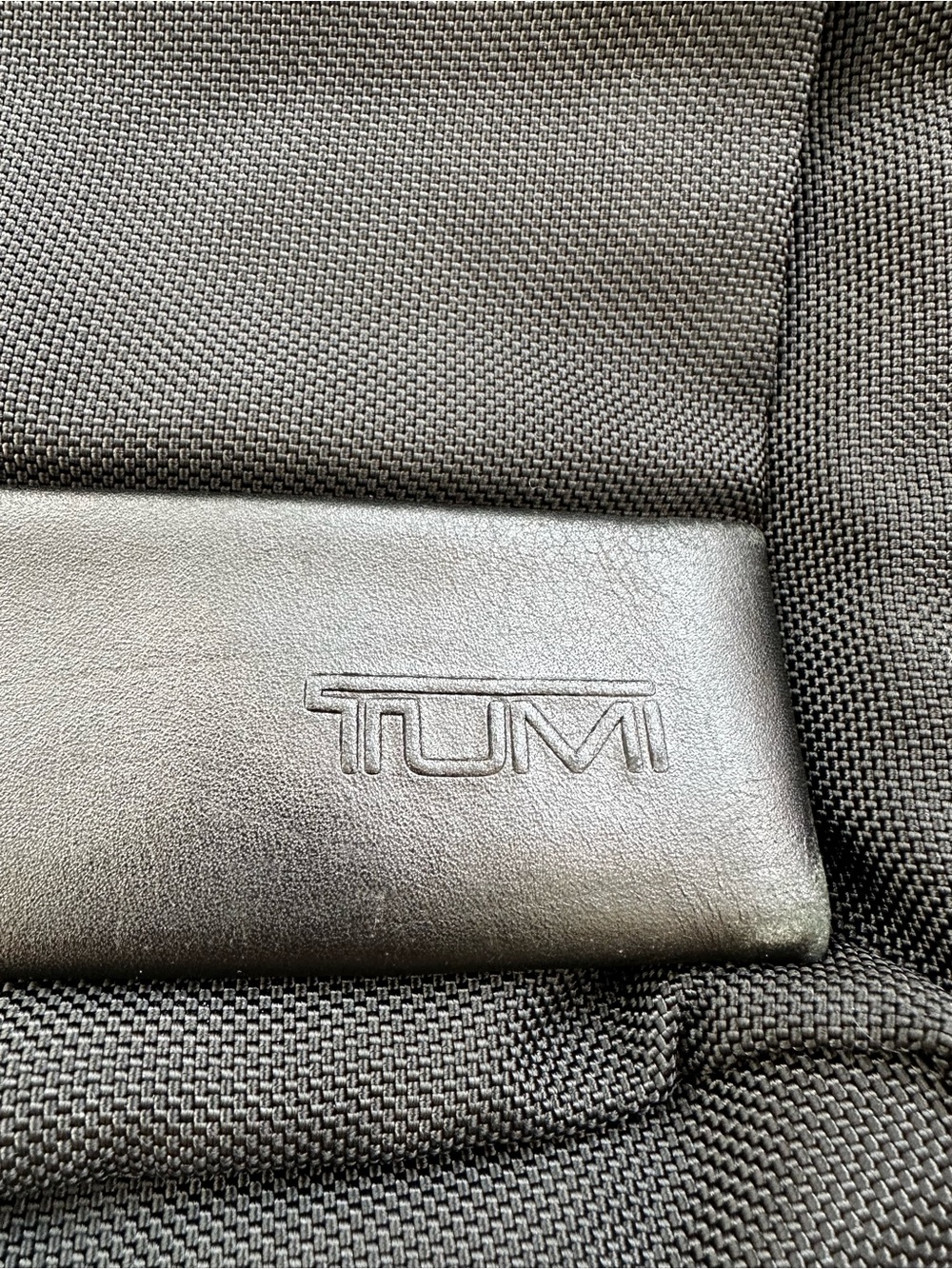 Vintage TUMI Black Ballistic Nylon Crossbody Messenger Flap Bag 4368D3 - Picture 2 of 9
